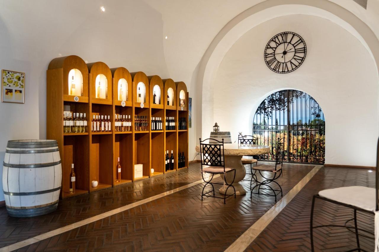 לורג Chateau Les Crostes מראה חיצוני תמונה