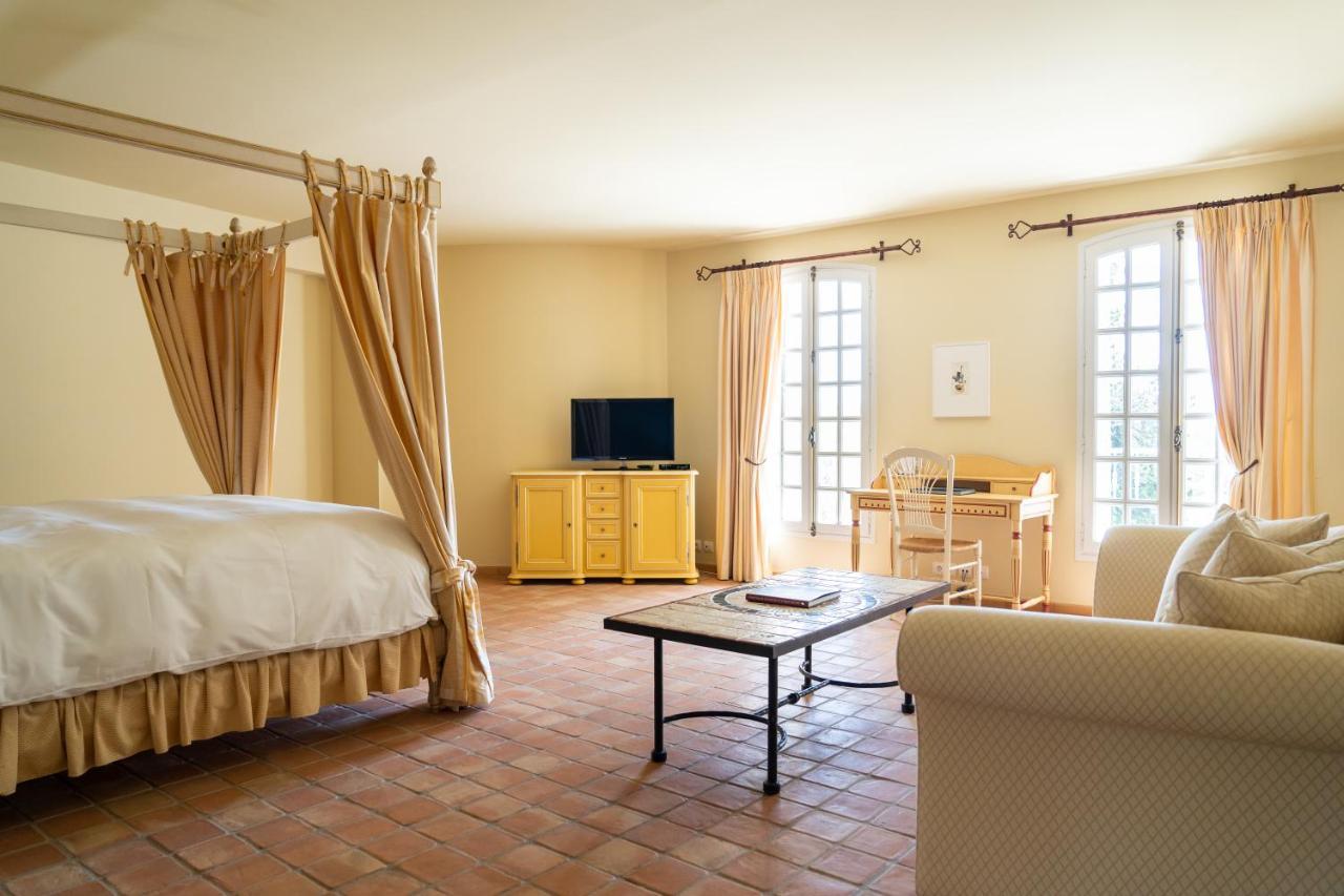 לורג Chateau Les Crostes מראה חיצוני תמונה