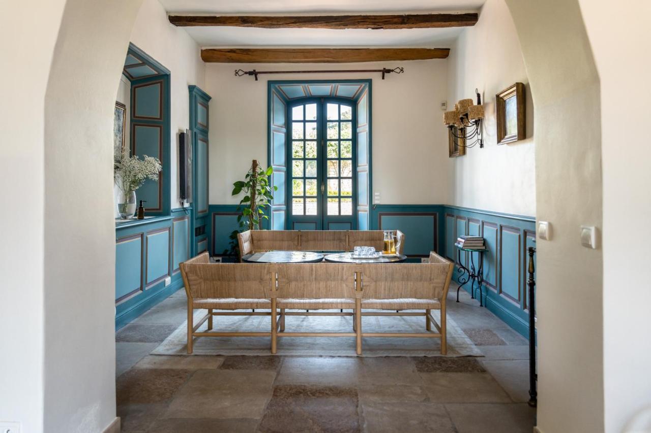 לורג Chateau Les Crostes מראה חיצוני תמונה